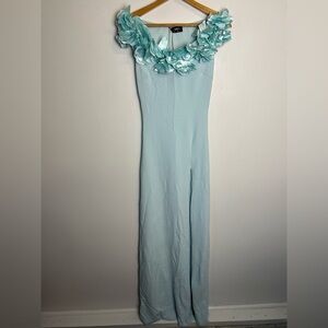 Club L NWT Elegant Light Blue Floral Dress Wedding Guess Size 6 Slip Stretch